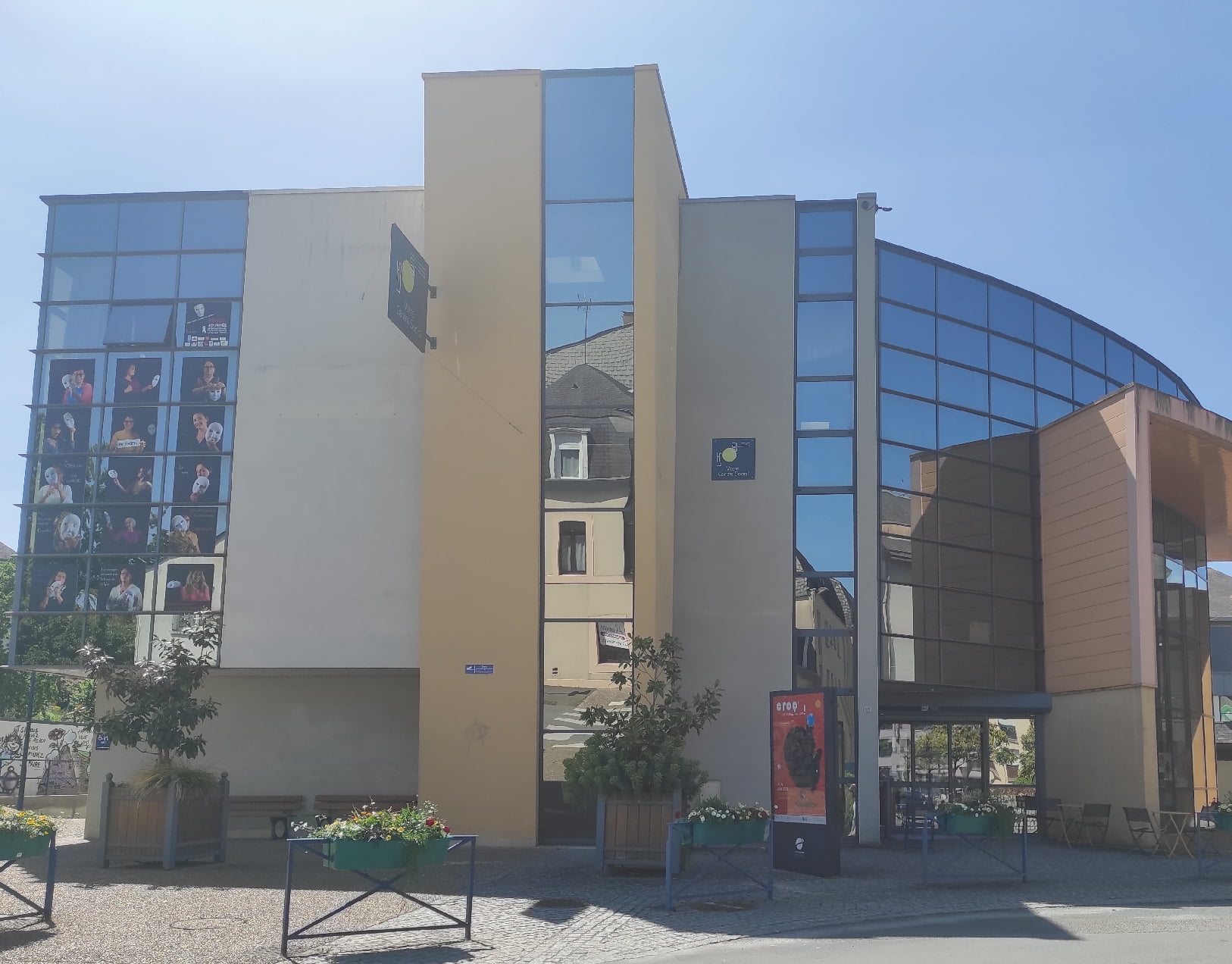 2 Bd Jean Moulin 44100 Nantes
